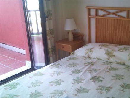 Estepona property: Apartment for sale in Estepona, Malaga 121992
