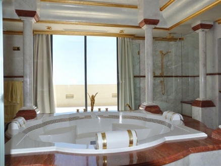 Los&nbsp;Monteros&nbsp;property:&nbsp;Apartment&nbsp;in&nbsp;Malaga&nbsp;for&nbsp;sale&nbsp;122021