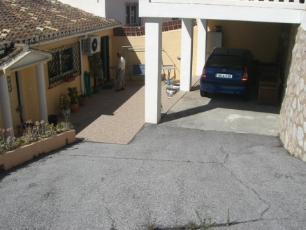 El&nbsp;Chaparral&nbsp;property:&nbsp;Malaga&nbsp;Villa&nbsp;122023