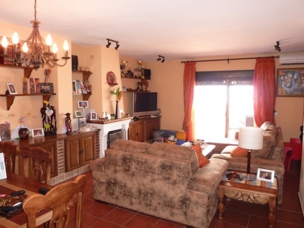 Benahavis property: Townhome for sale in Benahavis, Spain 122063