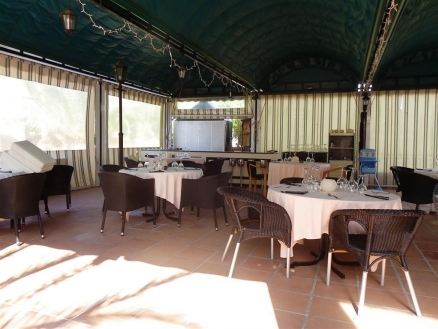 Elviria property: Commercial with bedroom in Elviria 122064