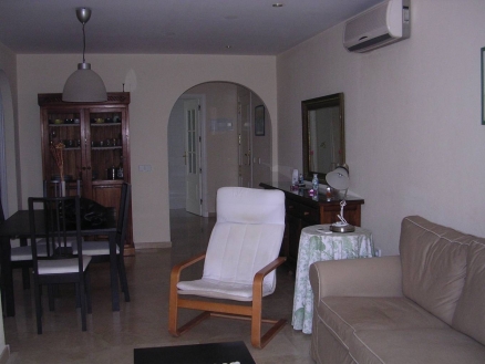Apartment for sale in town 122101