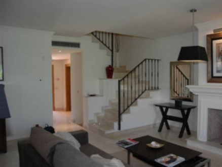 Villa&nbsp;with&nbsp;4&nbsp;bedroom&nbsp;in&nbsp;town&nbsp;122111