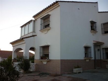Estepona property: Villa with 4 bedroom in Estepona, Spain 122128