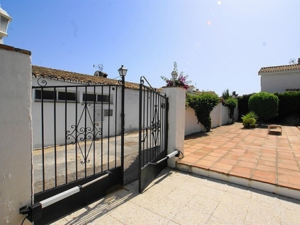 Villa&nbsp;for&nbsp;sale&nbsp;in&nbsp;town,&nbsp;Malaga&nbsp;122207