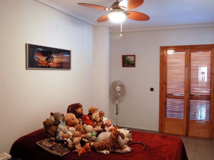 Almoradi&nbsp;property:&nbsp;Alicante&nbsp;Apartment&nbsp;122430