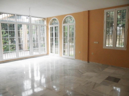 Nueva Andalucia property: Villa with 5 bedroom in Nueva Andalucia 122523