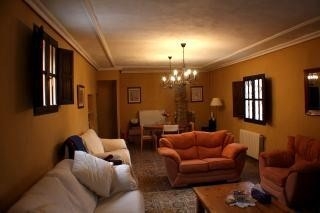 Villa&nbsp;for&nbsp;sale&nbsp;in&nbsp;town,&nbsp;Alicante&nbsp;122597