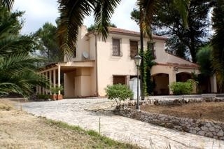 Villa&nbsp;for&nbsp;sale&nbsp;in&nbsp;town&nbsp;122608