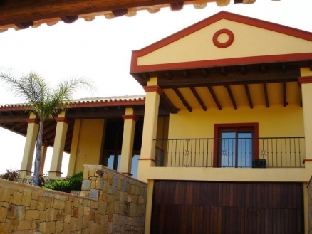 Sotogrande&nbsp;property:&nbsp;Villa&nbsp;with&nbsp;4&nbsp;bedroom&nbsp;in&nbsp;Sotogrande,&nbsp;Spain&nbsp;123077