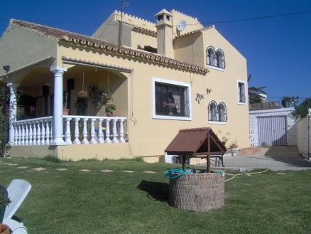 Estepona property: Villa for sale in Estepona 123079
