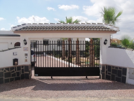 Los Montesinos property: Villa for sale in Los Montesinos, Spain 123263