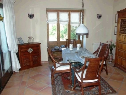 Estepona property: Villa with 5 bedroom in Estepona, Spain 123427