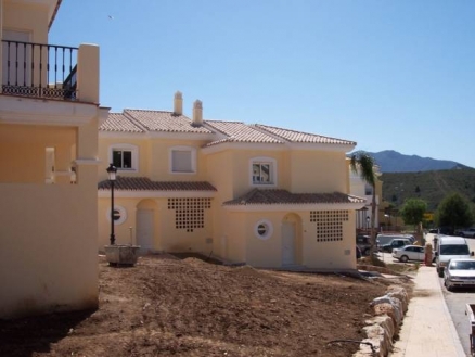 Alhaurin El Grande property: Townhome with 3 bedroom in Alhaurin El Grande 123475