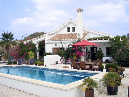 Alhaurin El Grande property: Villa with 3 bedroom in Alhaurin El Grande 123496