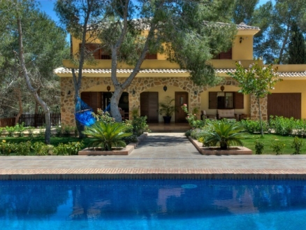 Villa&nbsp;for&nbsp;sale&nbsp;in&nbsp;town&nbsp;123700