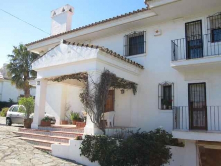 Estepona property: Villa for sale in Estepona 123764