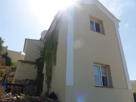 Istan&nbsp;property:&nbsp;Malaga&nbsp;property&nbsp;|&nbsp;5&nbsp;bedroom&nbsp;Villa&nbsp;123793