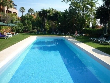 Bahia De Marbella property: Apartment for sale in Bahia De Marbella, Malaga 123865
