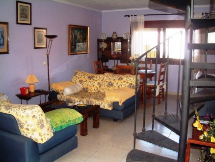 Estepona property: Villa with 3 bedroom in Estepona 123885