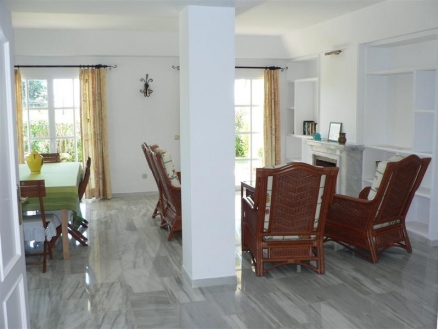 New&nbsp;Golden&nbsp;Mile&nbsp;property:&nbsp;Townhome&nbsp;for&nbsp;sale&nbsp;in&nbsp;New&nbsp;Golden&nbsp;Mile,&nbsp;Malaga&nbsp;124109