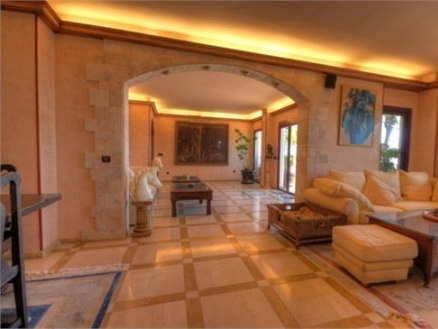 Elviria property: Apartment with 3 bedroom in Elviria 124167
