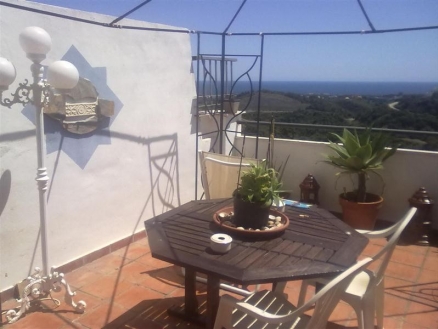 Estepona property: Apartment with 1 bedroom in Estepona 124170