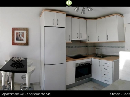 Estepona property: Apartment with 1 bedroom in Estepona 124184