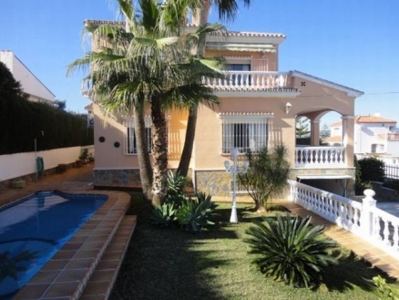 Alhaurin&nbsp;De&nbsp;La&nbsp;Torre&nbsp;property:&nbsp;Villa&nbsp;for&nbsp;sale&nbsp;in&nbsp;Alhaurin&nbsp;De&nbsp;La&nbsp;Torre,&nbsp;Malaga&nbsp;124205