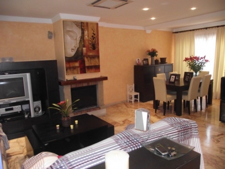 Townhome&nbsp;for&nbsp;sale&nbsp;in&nbsp;town,&nbsp;Spain&nbsp;124418