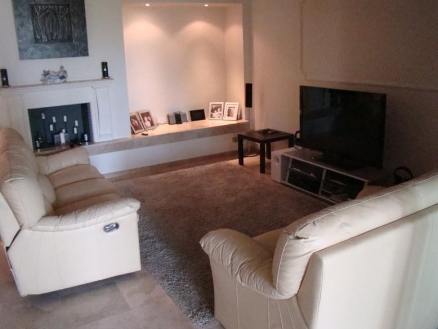 Elviria property: Apartment with 3 bedroom in Elviria 124447
