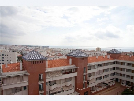 Estepona property: Apartment with 3 bedroom in Estepona, Spain 124557