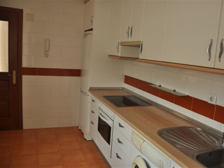 Guadiaro&nbsp;property:&nbsp;Cadiz&nbsp;Townhome&nbsp;124606