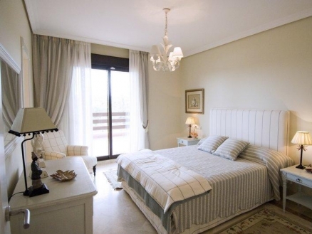 Sotogrande&nbsp;property:&nbsp;Apartment&nbsp;with&nbsp;2&nbsp;bedroom&nbsp;in&nbsp;Sotogrande,&nbsp;Spain&nbsp;124613