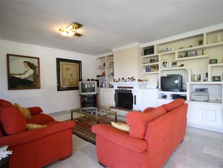 Elviria property: Villa with 4 bedroom in Elviria 124631