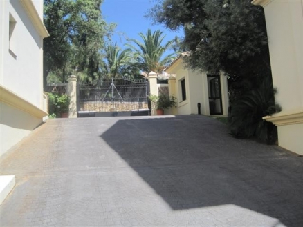 Apartment with 3 bedroom in town, Spain 124680