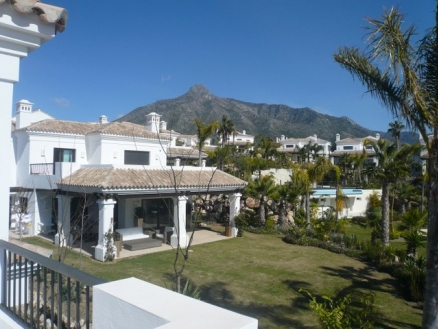Villa for sale in town 124682