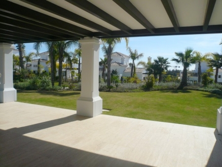 Villa for sale in town, Spain 124682