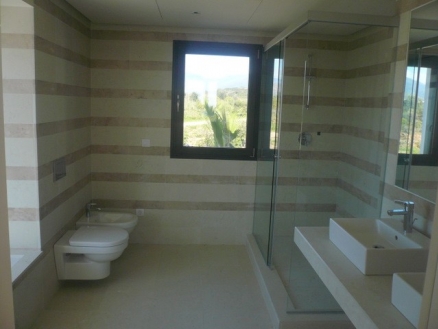Malaga property | 5 bedroom Villa 124682