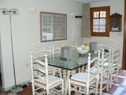 Townhome&nbsp;with&nbsp;3&nbsp;bedroom&nbsp;in&nbsp;town&nbsp;125031