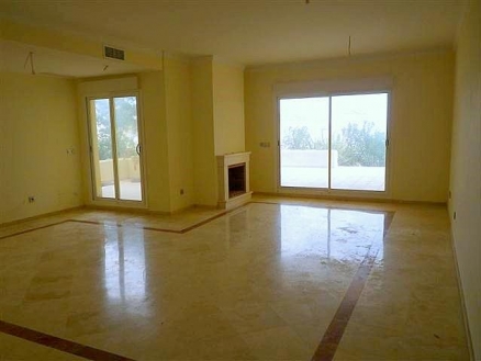 Sotogrande&nbsp;property:&nbsp;Cadiz&nbsp;Apartment&nbsp;125353