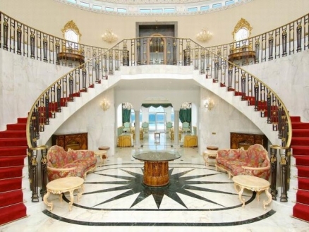 Villa&nbsp;with&nbsp;6&nbsp;bedroom&nbsp;in&nbsp;town&nbsp;125412