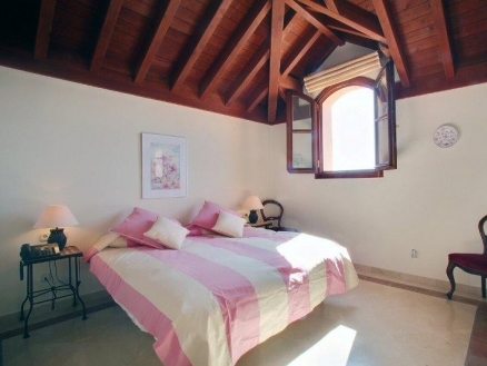 Benahavis&nbsp;property:&nbsp;Villa&nbsp;in&nbsp;Malaga&nbsp;for&nbsp;sale&nbsp;125728