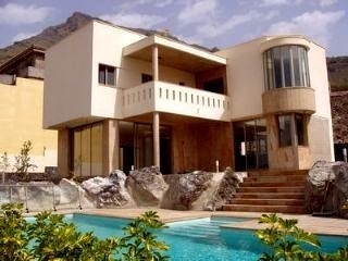 Villa&nbsp;for&nbsp;sale&nbsp;in&nbsp;town&nbsp;125779