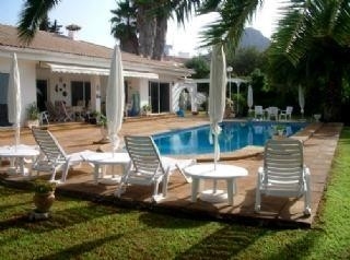 Villa&nbsp;for&nbsp;sale&nbsp;in&nbsp;town,&nbsp;Spain&nbsp;125834