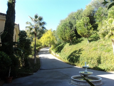 Villa&nbsp;with&nbsp;6&nbsp;bedroom&nbsp;in&nbsp;town&nbsp;126600