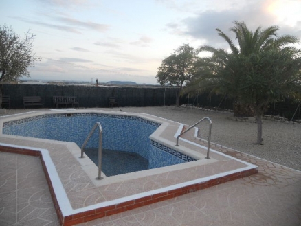 Mutxamel&nbsp;property:&nbsp;Villa&nbsp;with&nbsp;4&nbsp;bedroom&nbsp;in&nbsp;Mutxamel,&nbsp;Spain&nbsp;126726
