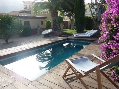 Villa&nbsp;for&nbsp;sale&nbsp;in&nbsp;town,&nbsp;Spain&nbsp;126943
