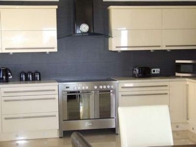 Villa&nbsp;with&nbsp;4&nbsp;bedroom&nbsp;in&nbsp;town,&nbsp;Spain&nbsp;126945