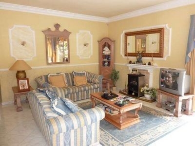 Villa&nbsp;for&nbsp;sale&nbsp;in&nbsp;town,&nbsp;Spain&nbsp;126951